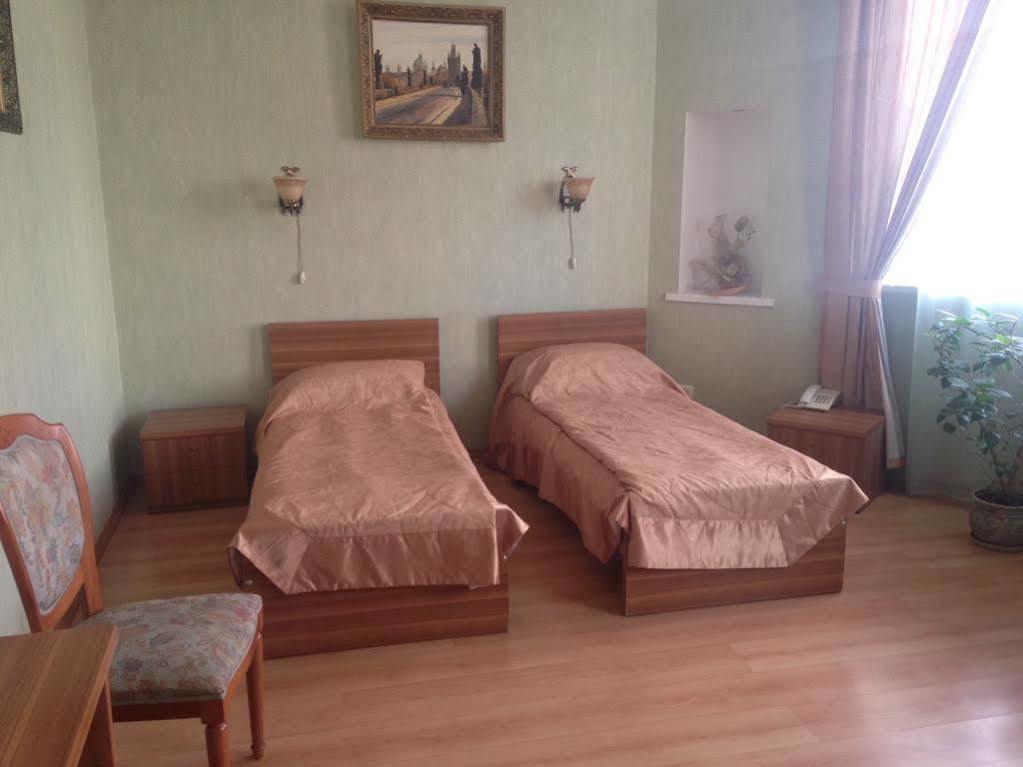 Prague Hotell Zaporizhia Exteriör bild